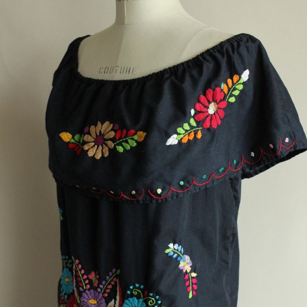 Vintage 1980s 1990s Dress, Volup Navy Blue Mexican Oaxaca Embroidered Floral - Picture 6 of 9